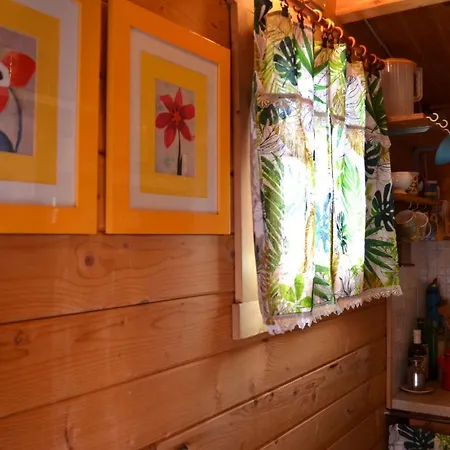 The Fool & The Princess Wooden House 2 Holiday home *