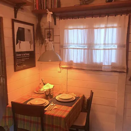Сasa de vacaciones The Fool & The Princess Wooden House 2 Valencia